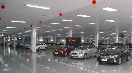 電商搶灘汽車市場 蘇寧國美布局百家汽車超市